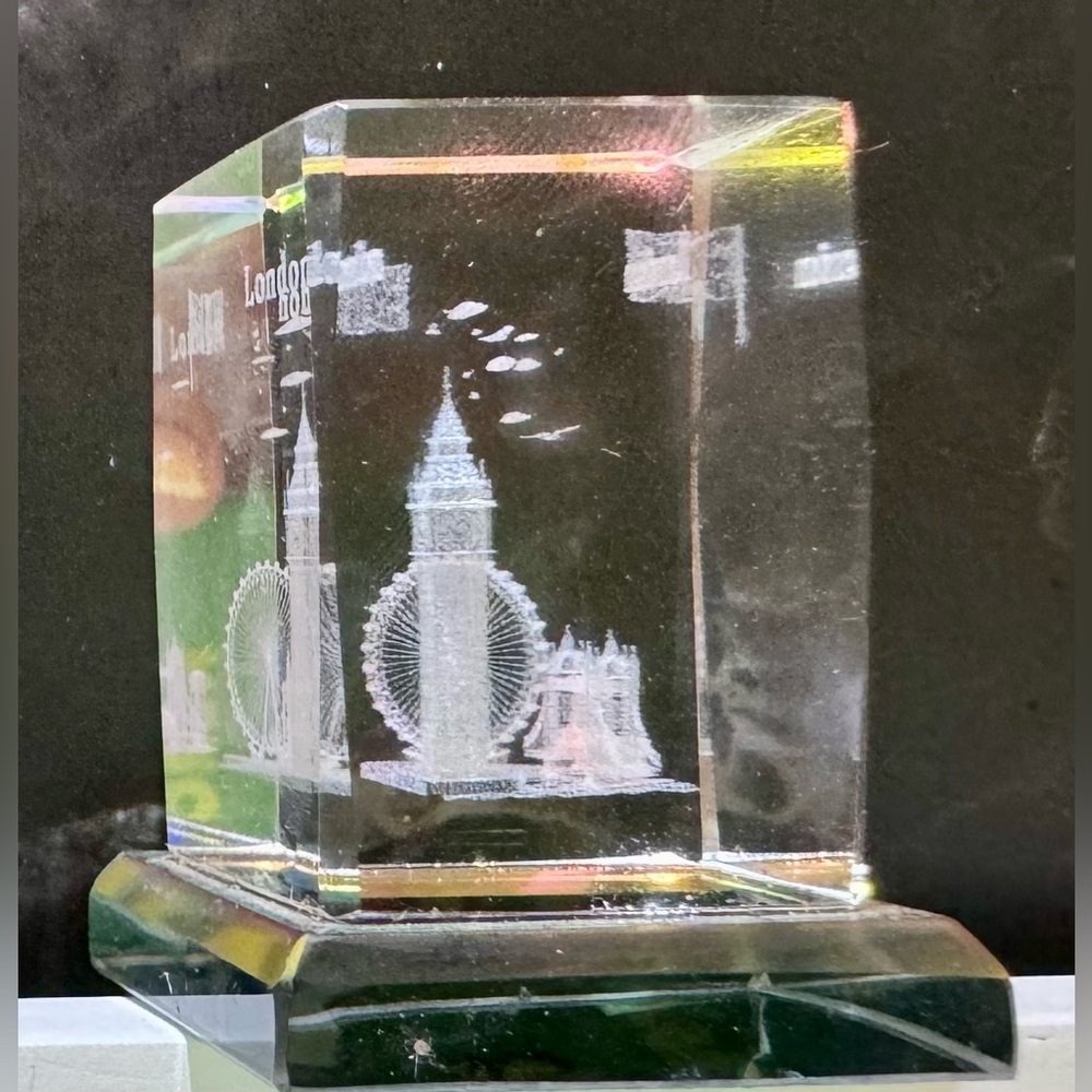 London Prism Crystal Lazer Etched Souvenir from London